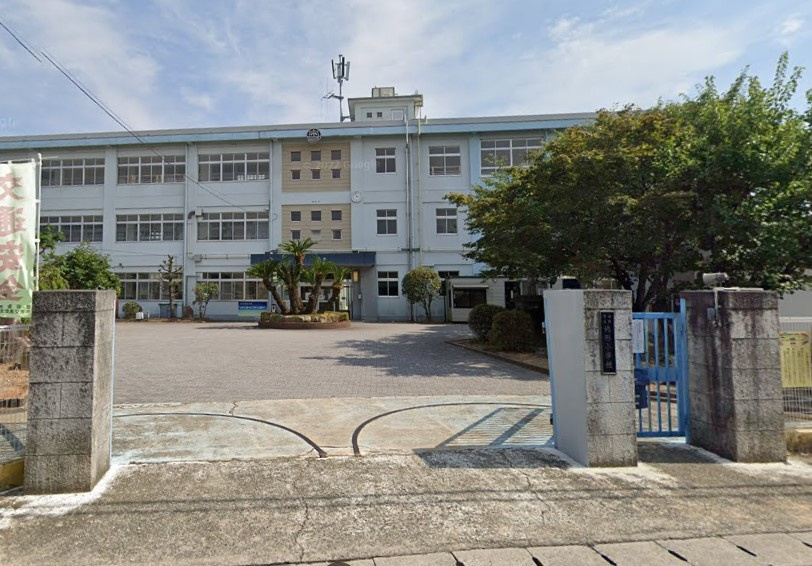 【小学校】姫路市立的形小学校まで398ｍ
