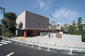 【中学校】渋谷区立上原中学校まで618ｍ