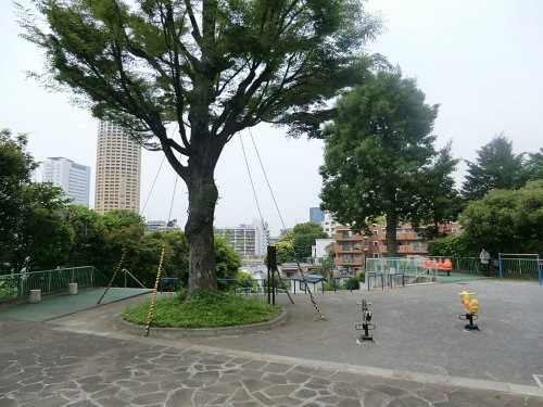 【公園】別所坂児童遊園まで249ｍ