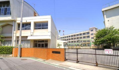 【中学校】葛飾区立亀有中学校まで480ｍ