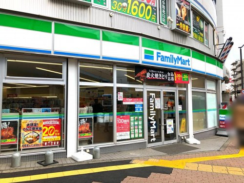【コンビニエンスストア】ファミリーマート　葛飾たつみ橋店まで195ｍ