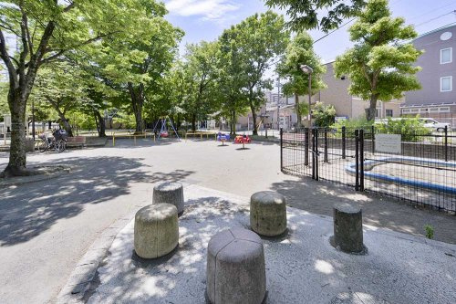 【公園】一ツ家第一公園まで625ｍ
