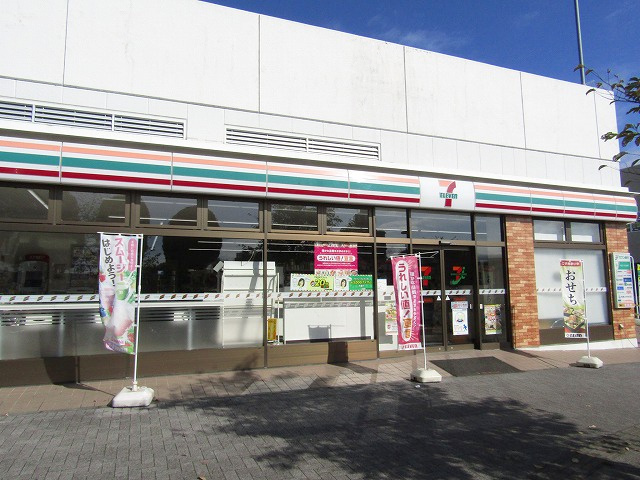 【コンビニエンスストア】セブンイレブン　久喜東鷲宮駅前店まで520ｍ