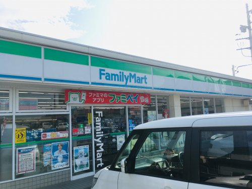 【コンビニエンスストア】ファミリーマート　川越上寺山店まで789ｍ