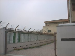 【中学校】石切中学校まで433ｍ