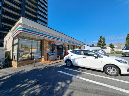 【コンビニエンスストア】セブンイレブン　名古屋千代田4丁目店まで197ｍ