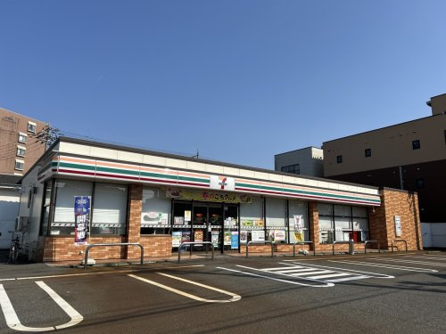 【コンビニエンスストア】セブン　イレブン福井志比口店まで649ｍ