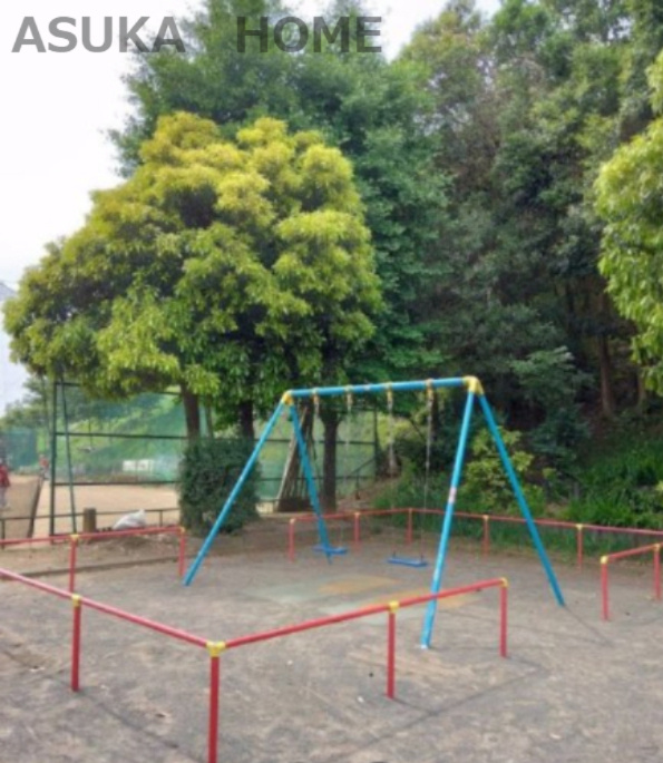 【公園】竹山一丁目西公園まで425ｍ