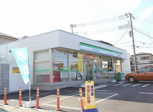 【コンビニエンスストア】ファミリーマート新座馬場二丁目店まで1260ｍ