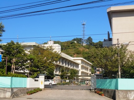 【中学校】内宮中学校まで1285ｍ