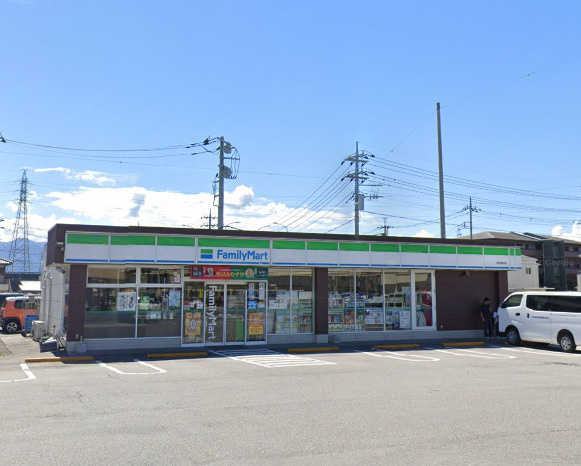 【コンビニエンスストア】ファミリーマート昭和国母店まで154ｍ