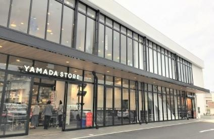 【スーパー】ヤマダストアー朝霧店まで654ｍ