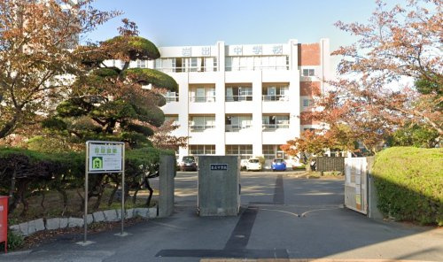 【中学校】岩出市立岩出中学校まで1651ｍ