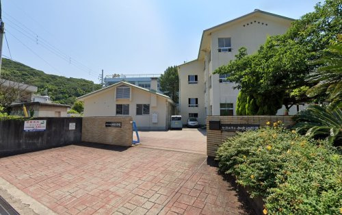 【小学校】和歌山市立加太小学校まで2027ｍ