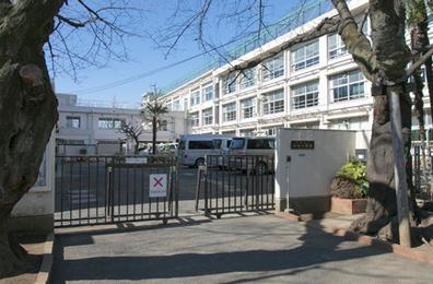 【小学校】練馬区立　中村小学校まで569ｍ