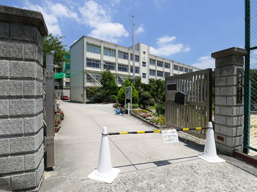 【中学校】伊川谷中学校まで2230ｍ