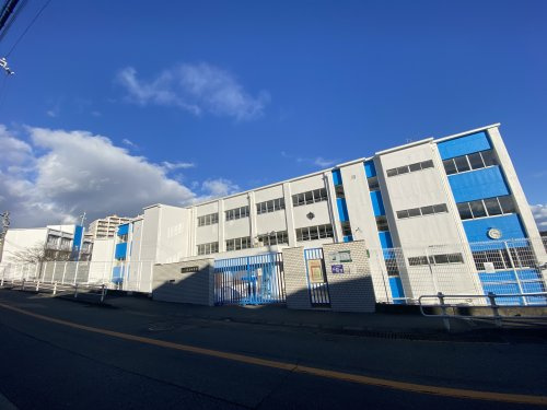 【中学校】神戸市立塩屋中学校まで2400ｍ