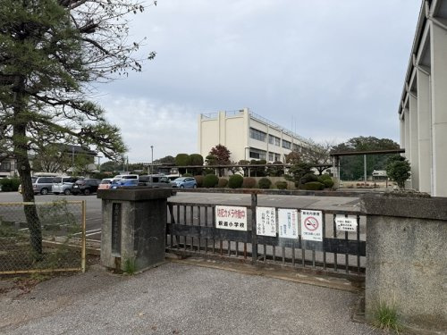 【小学校】釈迦小学校まで2250ｍ