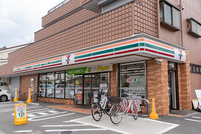 【コンビニエンスストア】セブンイレブン　清瀬竹丘2丁目店まで331ｍ