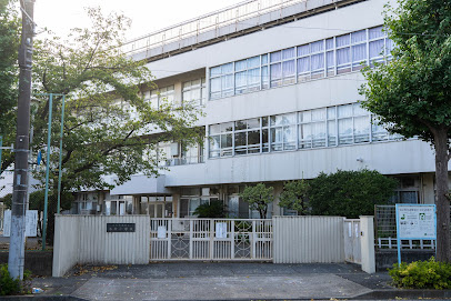 【小学校】東久留米市立本村小学校まで854ｍ