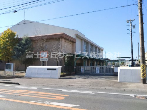 【小学校】赤佐小学校まで851ｍ