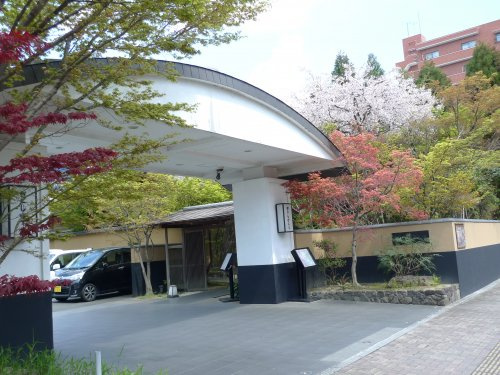 【和風料理】かにしげまで369ｍ
