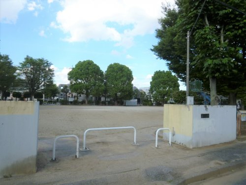 【公園】南部第二公園まで650ｍ