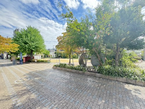 【公園】琵琶町公園まで738ｍ