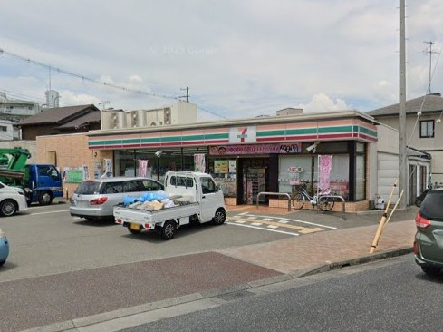 【コンビニエンスストア】セブンイレブン　伊丹昆陽8丁目店まで625ｍ