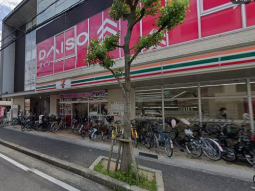 【コンビニエンスストア】セブンイレブン　阪急武庫之荘駅南店まで1338ｍ