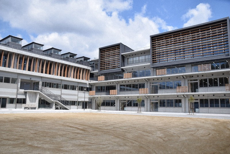 【中学校】王寺町立王寺中学校まで3003ｍ