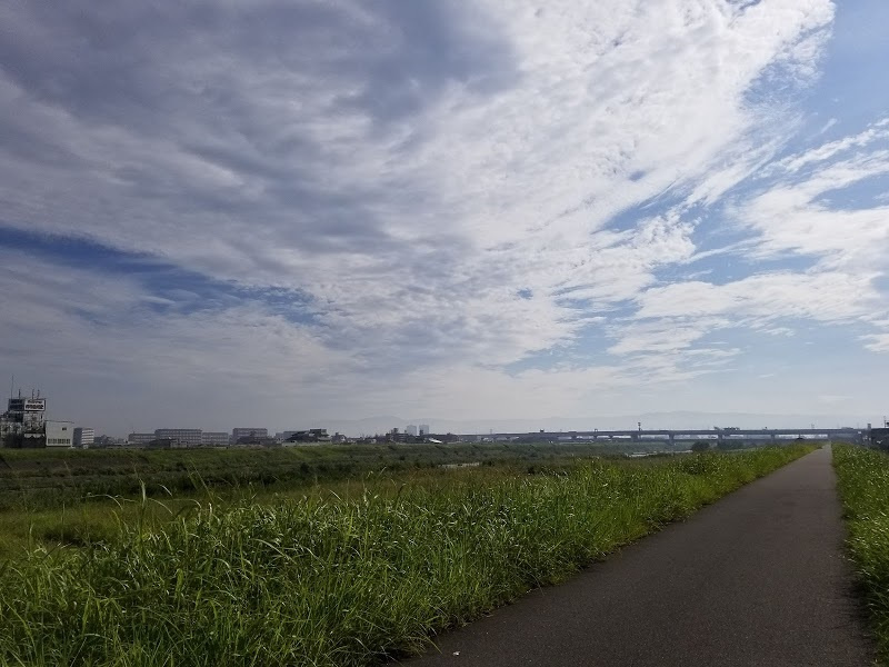 【公園】大和川西運動広場まで1317ｍ