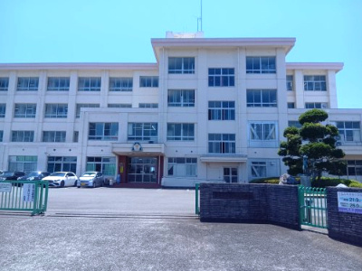【小学校】藤枝市立高洲南小学校まで150ｍ