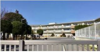【小学校】古河市立古河第六小学校まで377ｍ