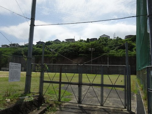 【公園】笹利スポーツ広場まで602ｍ