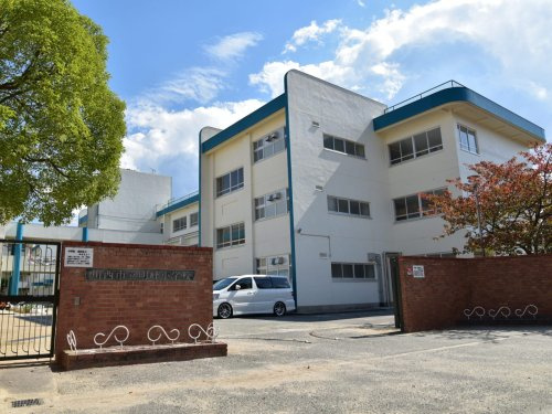 【小学校】川西市立明峰小学校まで993ｍ