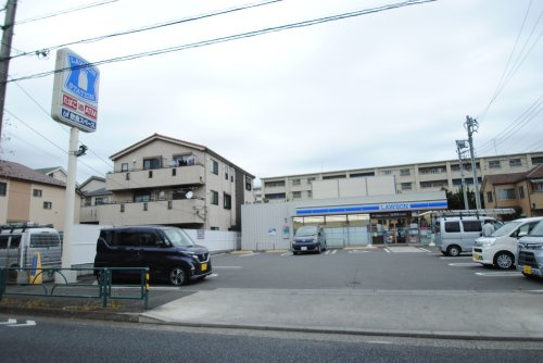 【コンビニエンスストア】ローソン　東久留米大門町二丁目店まで817ｍ