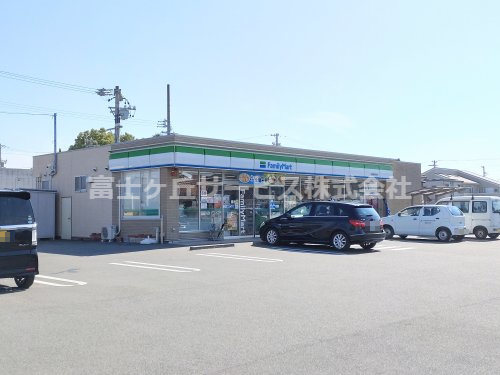 【コンビニエンスストア】ファミリーマート　浜松遠州浜店まで211ｍ