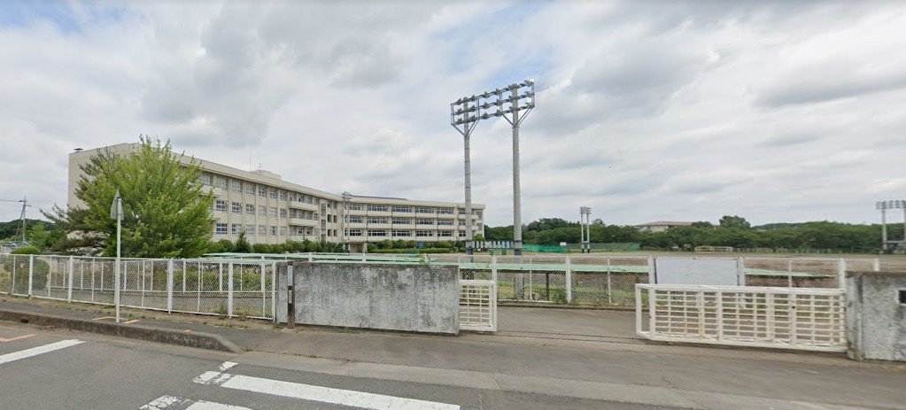 【中学校】東松井山市立北中学校まで748ｍ