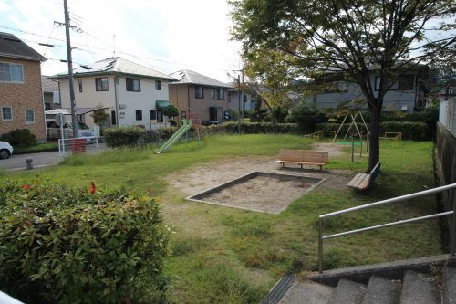 【公園】和邇春日1丁目公園まで252ｍ