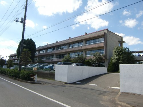 【中学校】白井市立南山中学校まで735ｍ