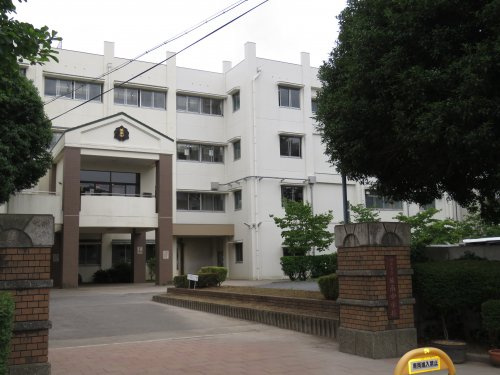 【中学校】川越市立城南中学校まで686ｍ