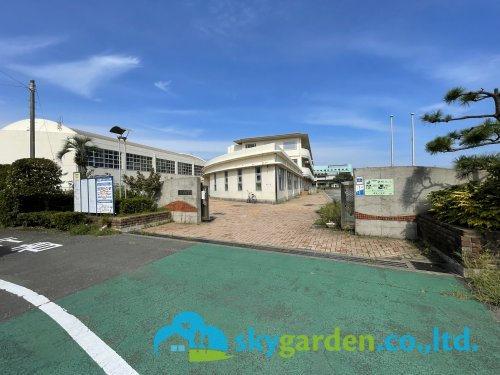 【小学校】藤沢市立高砂小学校まで844ｍ