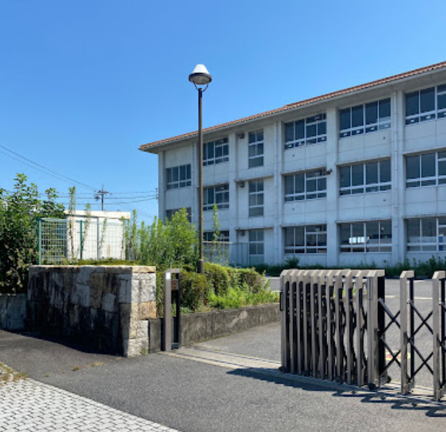 【中学校】羽島市立中央中学校まで516ｍ