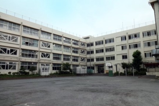 【中学校】練馬区立貫井中学校まで695ｍ