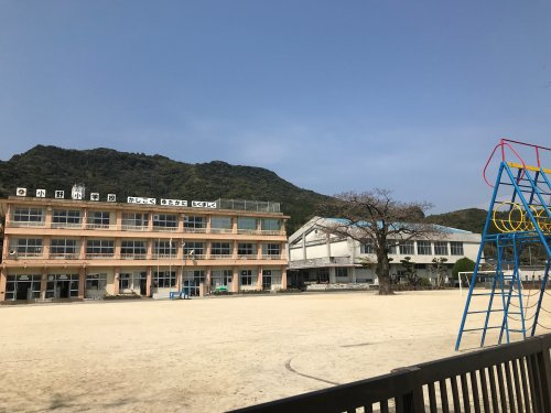 【小学校】霧島市立小野小学校まで1017ｍ