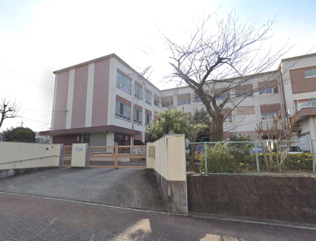 【小学校】名古屋市立たかしま小学校まで1575ｍ