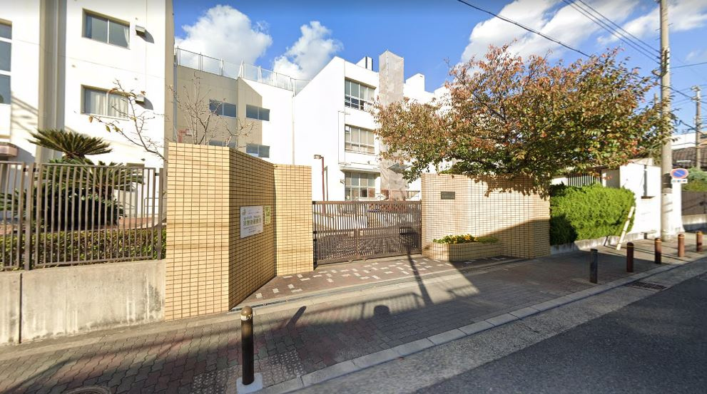 【小学校】大阪市立北田辺小学校まで820ｍ
