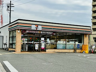 【コンビニエンスストア】セブンイレブン　大阪新北島4丁目店まで348ｍ