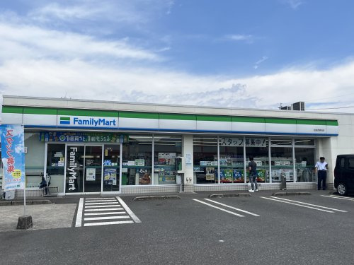 【コンビニエンスストア】ファミリーマート　姶良西餅田店まで737ｍ